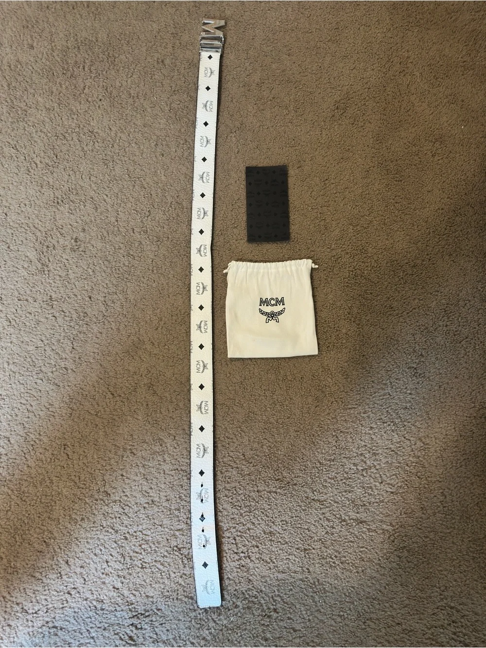 Authentic MCM Silver Buckle Claus Reversible Leather Belt White 114/45